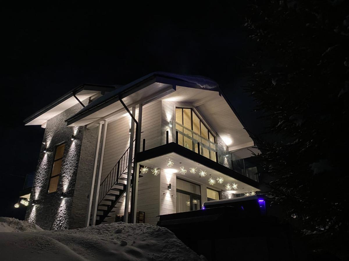 Be Be Chalet - Premium Jacuzi & Private Pool Μπούκοβελ Εξωτερικό φωτογραφία
